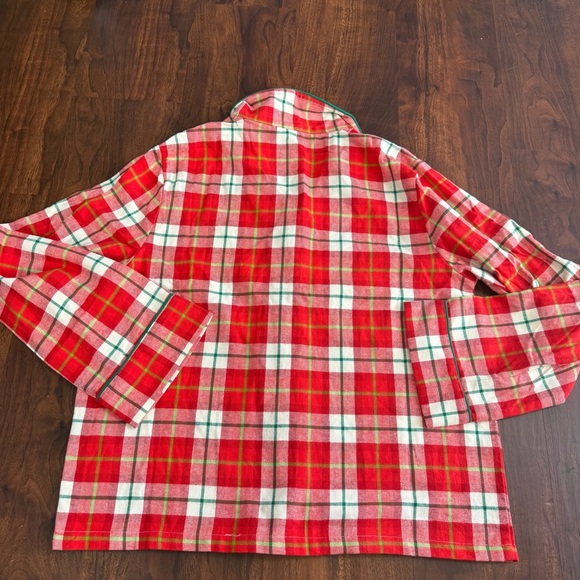 Disney Minnie Mouse Christmas Red and Green Plaid Fabric Pajama Top - Picture 4 of 8